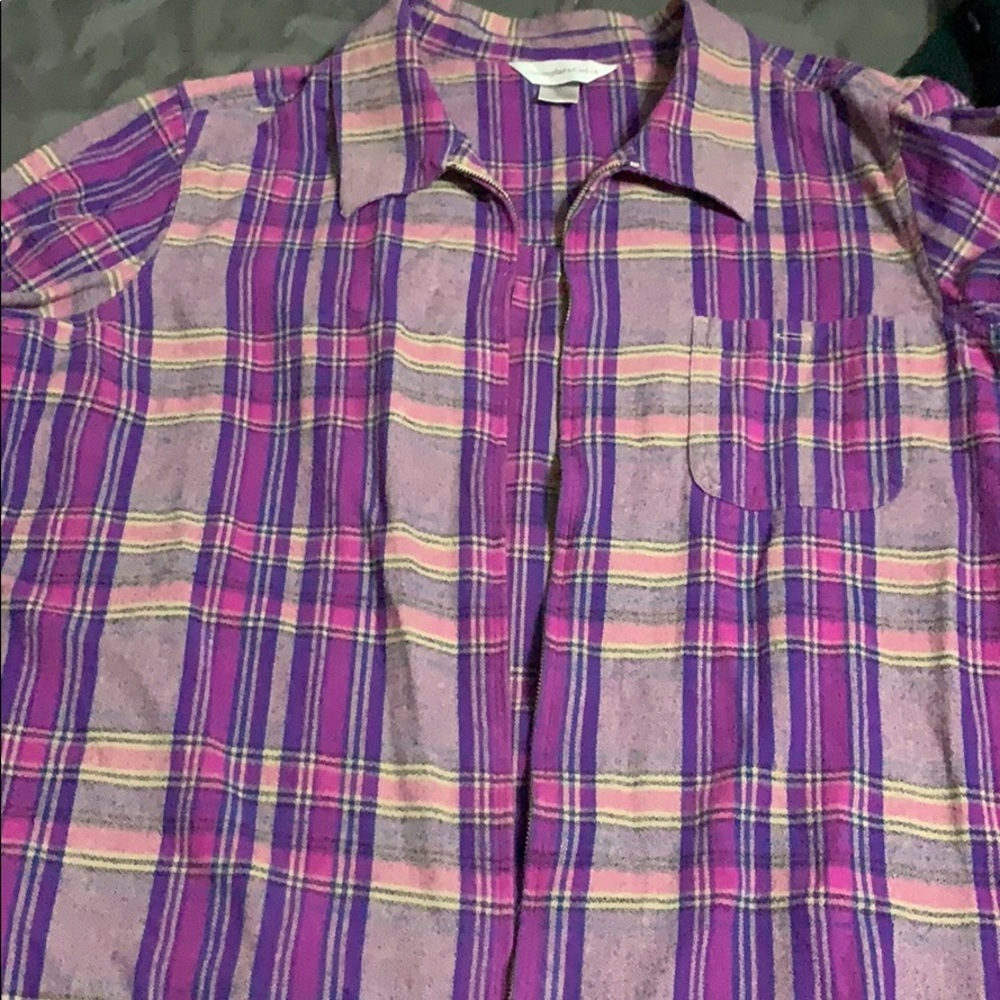 Super cute Pendleton/flannel look alike jacket
